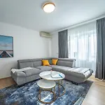 בית נופש Jelena By Interhome