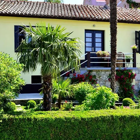 Holiday home Jelena Dramalj