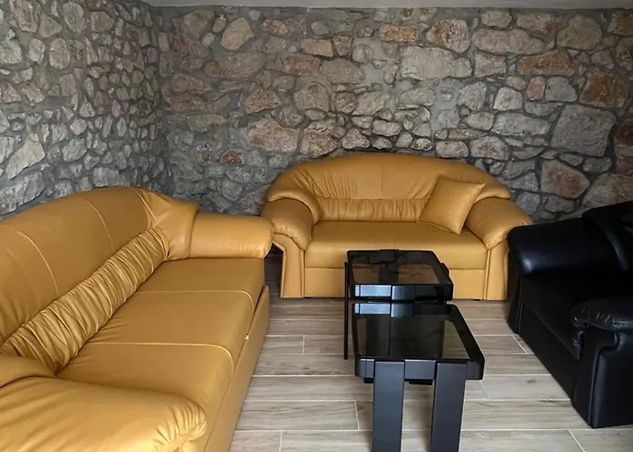 Jelena By Interhome Klanfari